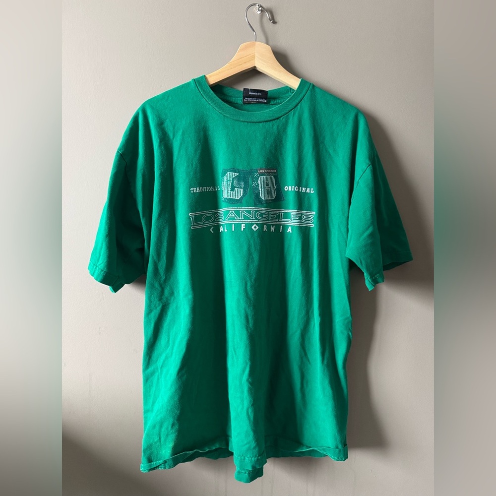 GUINNESS & Co Vintage Green ‘LOS ANGELAS CALIFORNIA’ Graphic Tee